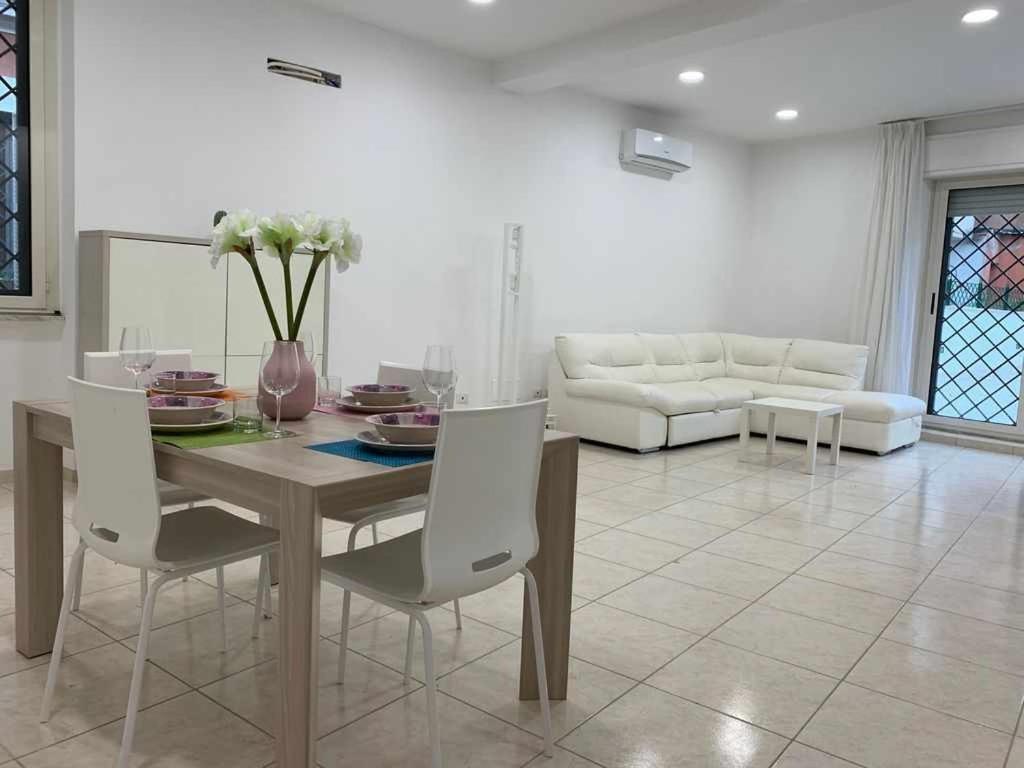 Mediterranean House Nettuno Appartement Buitenkant foto